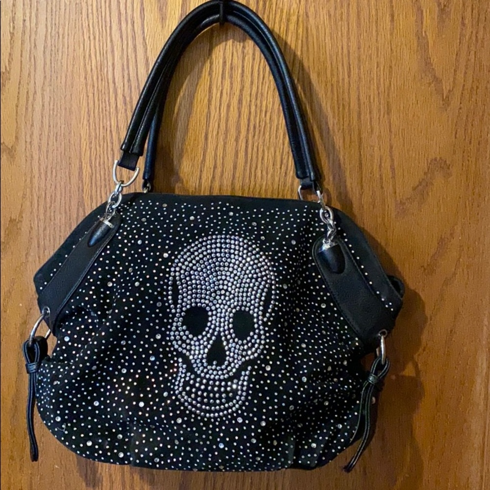 Sparkle skull purse